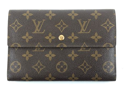 louis vuitton trifold wallet women's.